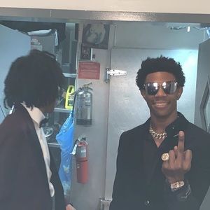 Meet your Posher, Taylor